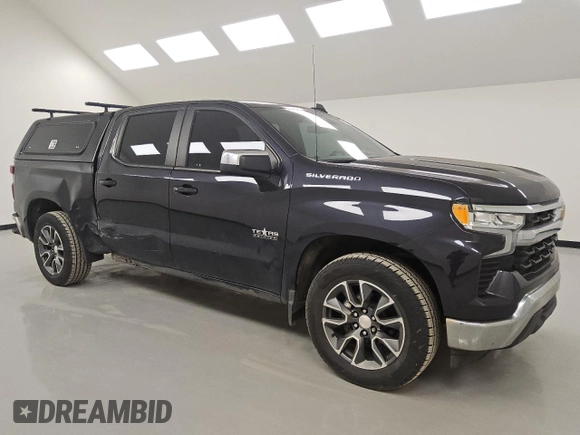 2022 Chevrolet Silverado 1500 LT with VIN 3GCPACED3NG611443, listed as a Copart auction lot 45030995 with 99,169 mi miles and Clean Title. Bid and sale history available at carsss.com. Image 4.