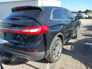 2018 Lincoln MKX Reserve with VIN 2LMPJ6LR4JBL26828, listed as a IAAI auction lot 41143231 with 94,741 mi miles. Bid and sale history available at carsss.com. Image 4.