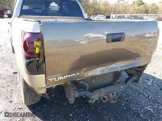 2007 Toyota Tundra SR5 with VIN 5TFRV54107X012529, listed as a IAAI auction lot 41738182 with 313,910 mi miles. Bid and sale history available at carsss.com. Image 6.