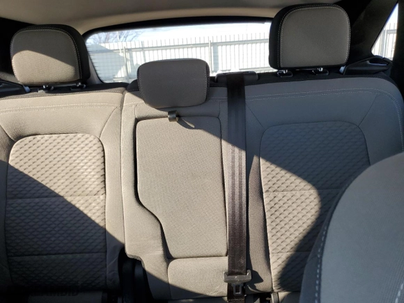 2022 Ford Escape SE with VIN 1FMCU0G68NUB30678, listed as a Copart auction lot 88414005 with 102,244 mi miles and Clean Title. Bid and sale history available at carsss.com. Image 10.