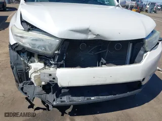 2013 Toyota Highlander Limited with VIN 5TDDK3EH4DS175365, listed as a IAAI auction lot 41840167 with 147,878 mi miles. Bid and sale history available at carsss.com. Image 6.