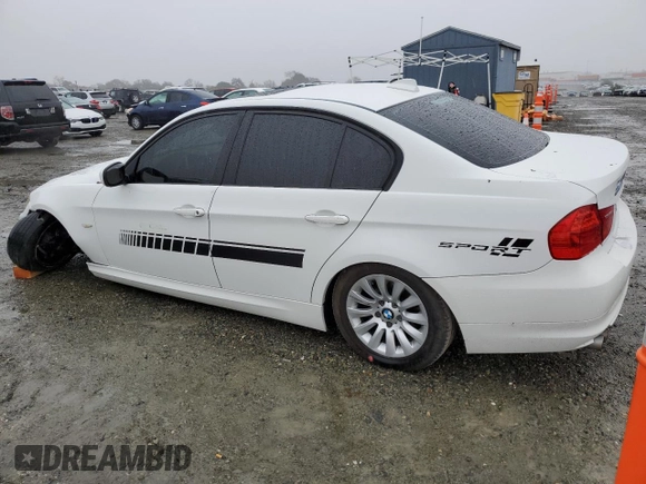2009 BMW 3 Series 328i with VIN WBAPH53579A438546, listed as a Copart auction lot 85115464 with 86,775 mi miles and Salvage title. Bid and sale history available at DreamBid. Image 2.