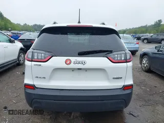 2020 Jeep Cherokee Latitude Plus z VIN 1C4PJMLBXLD538959, wystawiony jako IAAI lot #42266458 z przebiegiem 67 543 mil mil oraz . Historia ofert i sprzedaży dostępna na DreamBid. Obrazek 17.