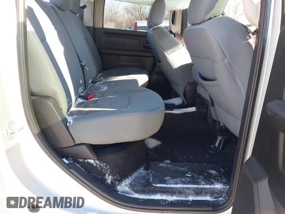 2013 Ram 1500 Express z VIN 1C6RR6KT8DS571308, wystawiony jako IAAI lot #41283164 z przebiegiem 134 173 mil mil oraz . Historia ofert i sprzedaży dostępna na DreamBid. Obrazek 8.