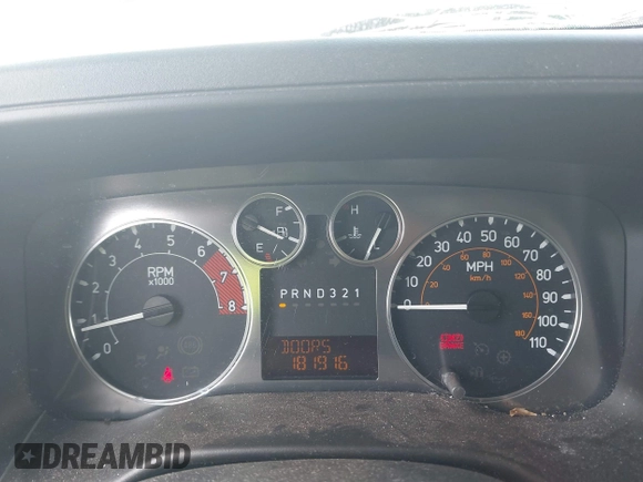 2007 Hummer H3 SUV with VIN 5GTDN13E878157795, listed as a IAAI auction lot 42131431 with 181,916 mi miles. Bid and sale history available at carsss.com. Image 7.