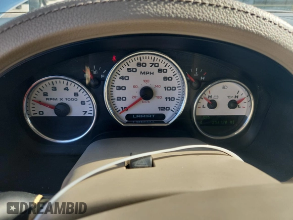 2004 Ford F-150 XLT with VIN 1FTPW14564KC55156, listed as a Copart auction lot 62380035 with 254,120 mi miles and Clean title. Bid and sale history available at DreamBid. Image 9.