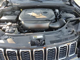 2018 Jeep Grand Cherokee Limited with VIN 1C4RJFBG1JC509662, listed as a Copart auction lot 89082395 with 42,012 mi miles and Salvage title. Bid and sale history available at DreamBid. Image 12.