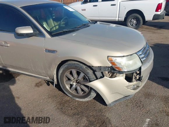 2008 Ford Taurus SEL with VIN 1FAHP24W38G111319, listed as a IAAI auction lot 41585092 with 216,419 mi miles. Bid and sale history available at carsss.com. Image 6.