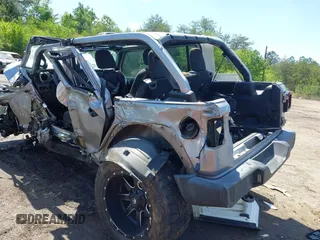 2018 Jeep Wrangler Unlimited Sport S z VIN 1C4HJXDG9JW150509, wystawiony jako IAAI lot #41989409 z przebiegiem Nie podano mil oraz . Historia ofert i sprzedaży dostępna na DreamBid. Obrazek 3.