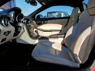 2015 Mercedes-Benz SLK 250 z VIN WDDPK4HA8FF108049, wystawiony jako Copart lot #56337355 z przebiegiem Nie podano mil oraz Tytuł czysty. Historia ofert i sprzedaży dostępna na DreamBid. Obrazek 7.
