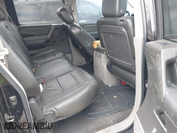 2004 Nissan Titan LE with VIN 1N6AA07A24N512509, listed as a IAAI auction lot 41075523 with 270,302 mi miles and . Bid and sale history available at DreamBid. Image 8.