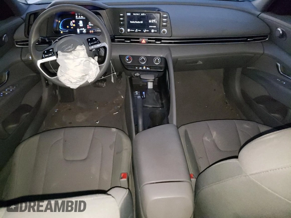 2024 Hyundai Elantra SE with VIN KMHLL4DG6RU843446, listed as a Copart auction lot 44103865 with 9,672 mi miles and Clean Title. Bid and sale history available at DreamBid. Image 8.