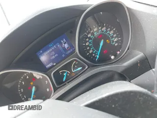 2013 Ford Escape SE with VIN 1FMCU0GXXDUB85818, listed as a IAAI auction lot 41848033 with 128,638 mi miles and . Bid and sale history available at DreamBid. Image 7.
