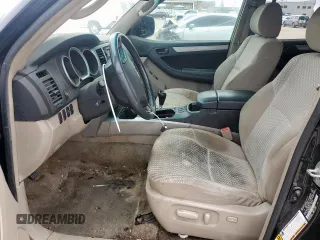 2008 Toyota 4Runner SR5 z VIN JTEZU14R98K003954, wystawiony jako Copart lot #55839255 z przebiegiem 273 400 mil mil oraz Czysty tytuł • Clean title. Historia ofert i sprzedaży dostępna na DreamBid. Obrazek 7.