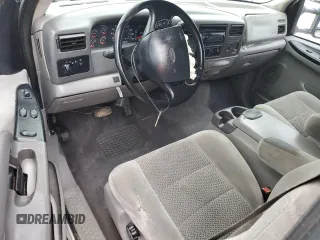 2001 Ford F-250 XL z VIN 1FTNX21F11EC28450, wystawiony jako Copart lot #51336465 z przebiegiem 341 915 mil mil oraz Czysty tytuł • Clean title. Historia ofert i sprzedaży dostępna na DreamBid. Obrazek 8.