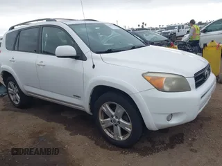 2006 Toyota RAV4 Sport with VIN JTMZK32VX65005262, listed as a IAAI auction lot 42185327 with 224,198 mi miles. Bid and sale history available at carsss.com. Image 1.