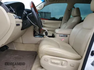 2008 Lexus LX 570 z VIN JTJHY00W184007931, wystawiony jako Copart lot #55671555 z przebiegiem 198 474 mil mil oraz Szkoda całkowita • Salvage title. Historia ofert i sprzedaży dostępna na DreamBid. Obrazek 7.