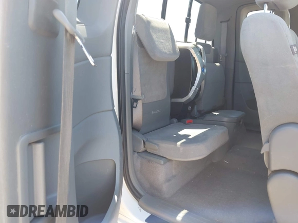2010 Toyota Tacoma z VIN 5TEUU4EN3AZ725594, wystawiony jako IAAI lot #41951697 z przebiegiem 313 645 mil mil oraz . Historia ofert i sprzedaży dostępna na DreamBid. Obrazek 8.