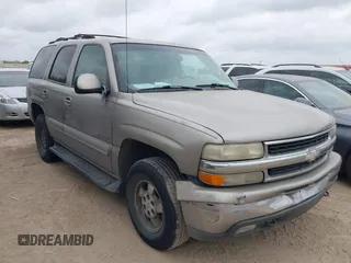 2001 Chevrolet Tahoe LS with VIN 1GNEK13T11R163918, listed as a IAAI auction lot 41886220 with 271,688 mi miles. Bid and sale history available at carsss.com. Image 1.