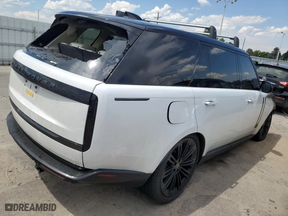 2024 Land Rover Range Rover SE with VIN SALKPBFU7RA210167, listed as a Copart auction lot 59105064 with 0 mi miles and Salvage Title. Bid and sale history available at carsss.com. Image 3.