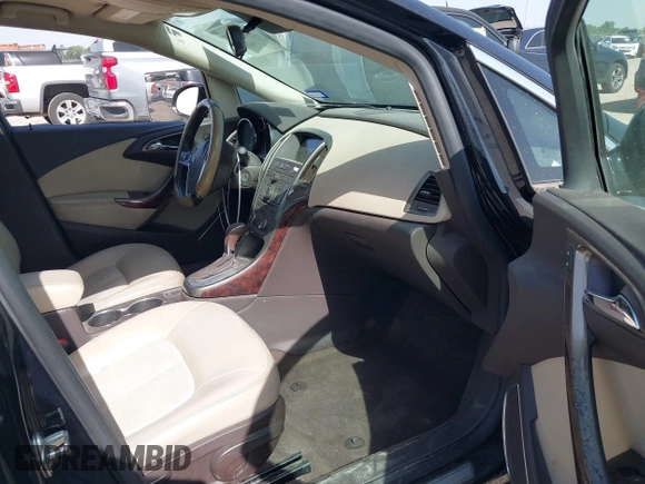 2013 Buick Verano with VIN 1G4PP5SK8D4250943, listed as a IAAI auction lot 42260032 with 203,431 mi miles and . Bid and sale history available at DreamBid. Image 5.