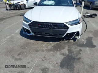 2021 Audi S7 Prestige z VIN WAUSFBF22MN075994, wystawiony jako IAAI lot #41903379 z przebiegiem Nie podano mil oraz . Historia ofert i sprzedaży dostępna na DreamBid. Obrazek 6.
