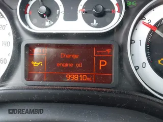 2015 FIAT 500L Lounge z VIN ZFBCFACH6FZ035281, wystawiony jako IAAI lot #42306531 z przebiegiem 99 810 mil mil oraz . Historia ofert i sprzedaży dostępna na DreamBid. Obrazek 16.