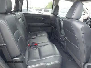 2019 Honda Pilot EX-L with VIN 5FNYF6H57KB053786, listed as a IAAI auction lot 42161832 with 89,326 mi miles and . Bid and sale history available at carsss.com. Image 8.