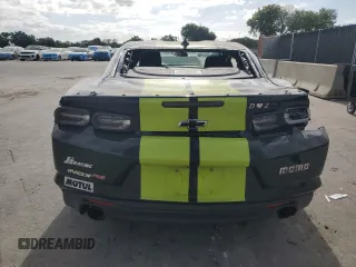 2020 Chevrolet Camaro 1LT with VIN 1G1FB1RS0L0107061, listed as a Copart auction lot 55455205 with 100,774 mi miles and Clean Title. Bid and sale history available at carsss.com. Image 6.