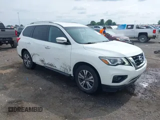 2017 Nissan Pathfinder Platinum with VIN 5N1DR2MN8HC614230, listed as a IAAI auction lot 42424322 with 126,081 mi miles and . Bid and sale history available at DreamBid. Image 1.