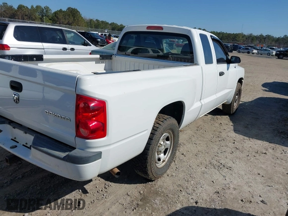 2010 Dodge Dakota z VIN 1D7RE2BK9AS207839, wystawiony jako IAAI lot #41495369 z przebiegiem 180 677 mil mil oraz . Historia ofert i sprzedaży dostępna na DreamBid. Obrazek 4.