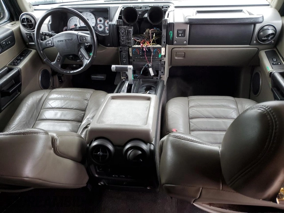 2003 Hummer H2 with VIN 5GRGN23U83H143843, listed as a Copart auction lot 43792915 with 115,569 mi miles and Salvage Title. Bid and sale history available at carsss.com. Image 8.