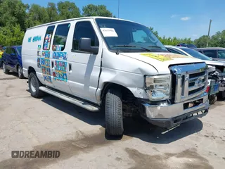 2012 Ford Econoline Cargo Recreational z VIN 1FTNE2EW3CDB03569, wystawiony jako IAAI lot #42625986 z przebiegiem 162 589 mil mil oraz . Historia ofert i sprzedaży dostępna na DreamBid. Obrazek 1.