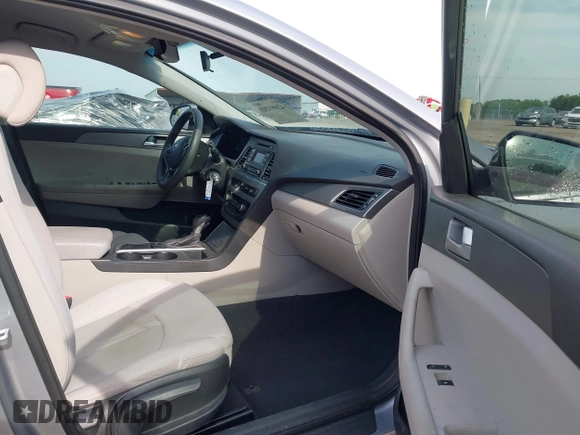 2015 Hyundai Sonata 2.4L SE with VIN 5NPE24AF9FH148413, listed as a IAAI auction lot 42081203 with 173,425 mi miles. Bid and sale history available at carsss.com. Image 5.