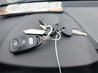 2018 Hyundai Elantra SE with VIN KMHD74LF3JU659748, listed as a IAAI auction lot 41971050 with 124,851 mi miles. Bid and sale history available at carsss.com. Image 11.