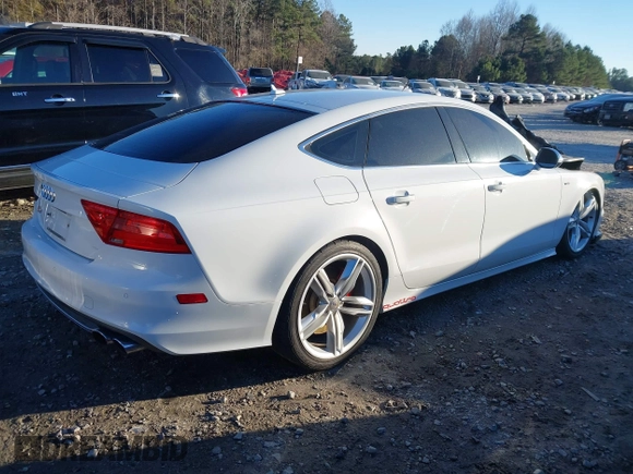2014 Audi S7 Prestige with VIN WAUW2BFC2EN056014, listed as a IAAI auction lot 41148744 with 1 mi miles. Bid and sale history available at carsss.com. Image 4.