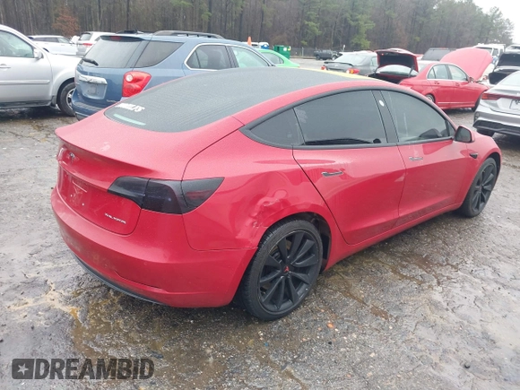 2018 Tesla Model 3 Long Range Battery z VIN 5YJ3E1EB7JF135199, wystawiony jako IAAI lot #41580853 z przebiegiem 131 774 mil mil oraz . Historia ofert i sprzedaży dostępna na DreamBid. Obrazek 4.