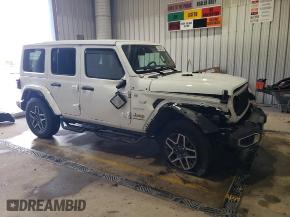 2024 Jeep Wrangler Sahara z VIN 1C4PJXEG6RW337020, wystawiony jako Copart lot #53308325 z przebiegiem 13 606 mil mil oraz Szkoda całkowita • Salvage title. Historia ofert i sprzedaży dostępna na DreamBid. Obrazek 4.