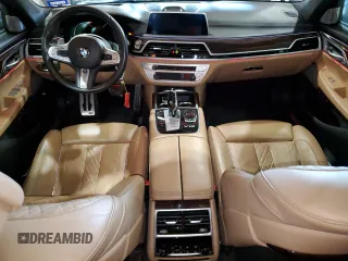 2019 BMW 7 Series M760i xDrive with VIN WBA7H6C50KG615270, listed as a Copart auction lot 59960854 with 42,172 mi miles and Salvage title. Bid and sale history available at DreamBid. Image 8.