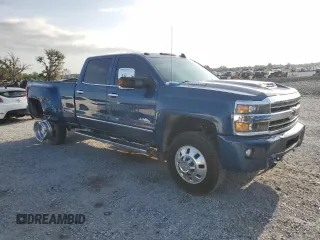 2018 Chevrolet Silverado 3500HD High Country with VIN 1GC4K1EY6JF115376, listed as a Copart auction lot 65568985 with 229,538 mi miles and Non repairable. Bid and sale history available at DreamBid. Image 4.