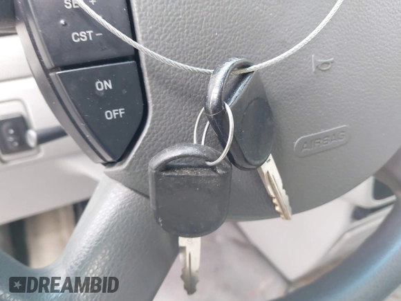 2004 Ford Freestar SES z VIN 2FMZA57604BA08613, wystawiony jako IAAI lot #41712298 z przebiegiem 183 791 mil mil oraz . Historia ofert i sprzedaży dostępna na DreamBid. Obrazek 11.