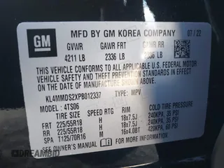 2023 Buick Encore GX Select z VIN KL4MMDS2XPB012337, wystawiony jako IAAI lot #42514934 z przebiegiem 45 056 mil mil oraz . Historia ofert i sprzedaży dostępna na DreamBid. Obrazek 9.