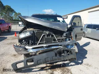 2006 Chevrolet Silverado 1500 LT1 with VIN 2GCEK13T861134800, listed as a IAAI auction lot 41667411 with 286,480 mi miles. Bid and sale history available at carsss.com. Image 6.