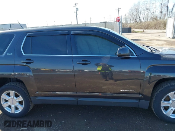 2013 GMC Terrain SLE with VIN 2GKALMEK8D6309200, listed as a IAAI auction lot 41852959 with 112,102 mi miles. Bid and sale history available at carsss.com. Image 14.