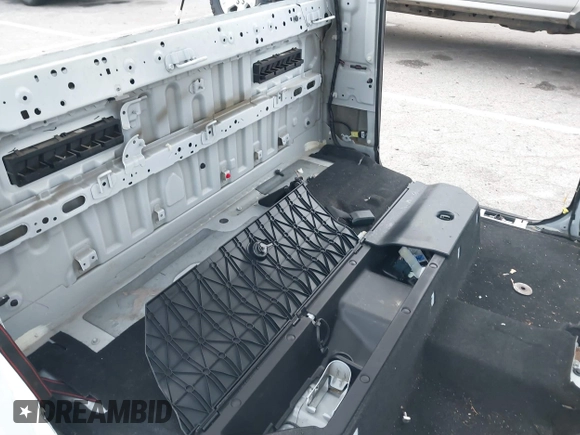 2017 Toyota Tacoma SR5 with VIN 3TMDZ5BN4HM025697, listed as a IAAI auction lot 41725799 with Not Provided miles. Bid and sale history available at carsss.com. Image 8.