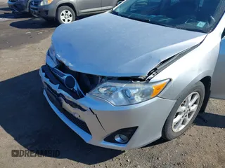 2012 Toyota Camry L with VIN 4T4BF1FK8CR164388, listed as a IAAI auction lot 41893963 with 433,982 mi miles. Bid and sale history available at carsss.com. Image 21.
