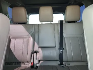 2019 Land Rover Discovery SE with VIN SALRG2RV4KA095567, listed as a Copart auction lot 49622765 with 109,447 mi miles and Clean Title. Bid and sale history available at carsss.com. Image 10.