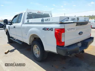 2017 Ford F-250 XLT with VIN 1FT7X2B62HEC15790, listed as a IAAI auction lot 42256808 with 142,297 mi miles and . Bid and sale history available at DreamBid. Image 3.
