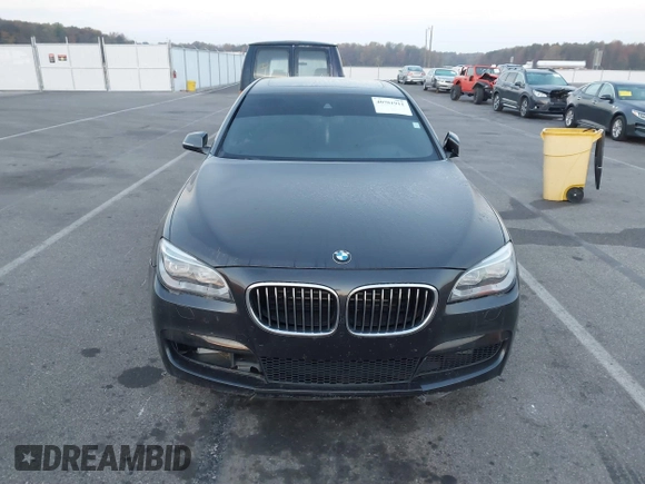 2014 BMW 7 Series ALPINA B7 with VIN WBAYE8C58ED136240, listed as a IAAI auction lot 40701912 with 116,246 mi miles. Bid and sale history available at carsss.com. Image 12.