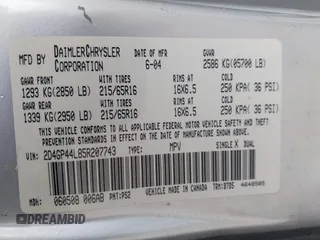 2005 Dodge Caravan SXT with VIN 2D4GP44L85R207743, listed as a IAAI auction lot 41651028 with 56,754 mi miles and . Bid and sale history available at carsss.com. Image 9.